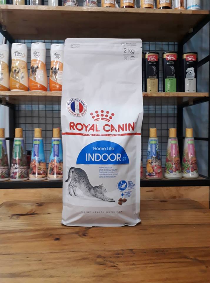 Thức ăn cho mèo trưởng thành Royal Canin Indoor 2kg (Pháp)