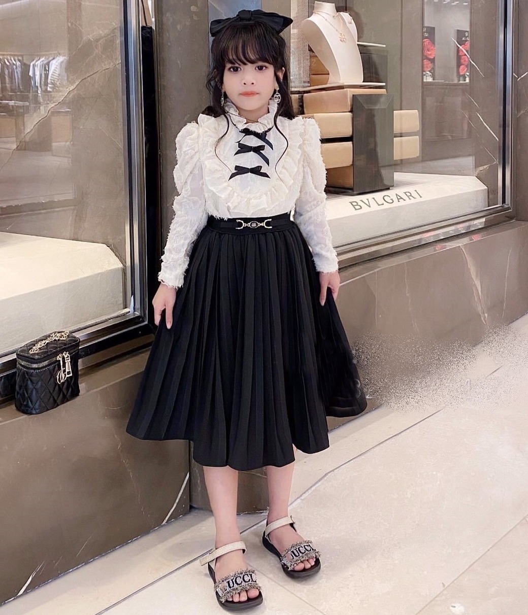 [HCM]Sét áo váy đầm bé gái size đại áo lông chân váy xếp li cho bé gái từ 18kg đến 35kg( màu trắng kem hồng tím)